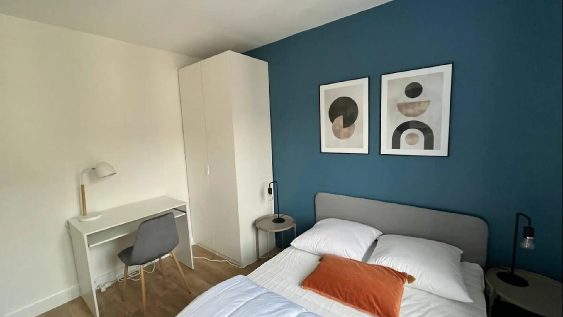 Flexliving - Superb Whole Apartment - Caulaincourt Paris France